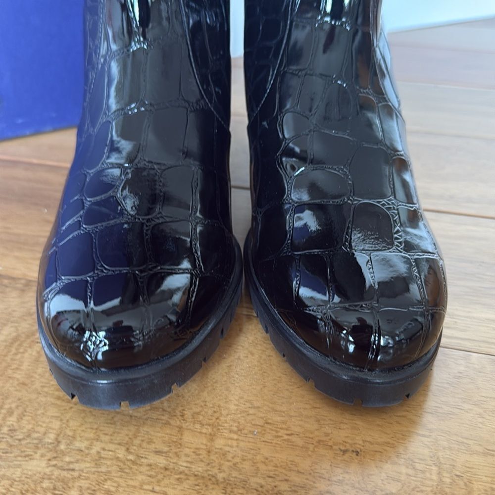 NEW Stuart Weitzman boots - Picture 4 of 10